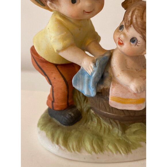 Figurine Boy Cap Bathing Little Girl Barrel Tub Statue Decor Vintage - Picture 3 of 10